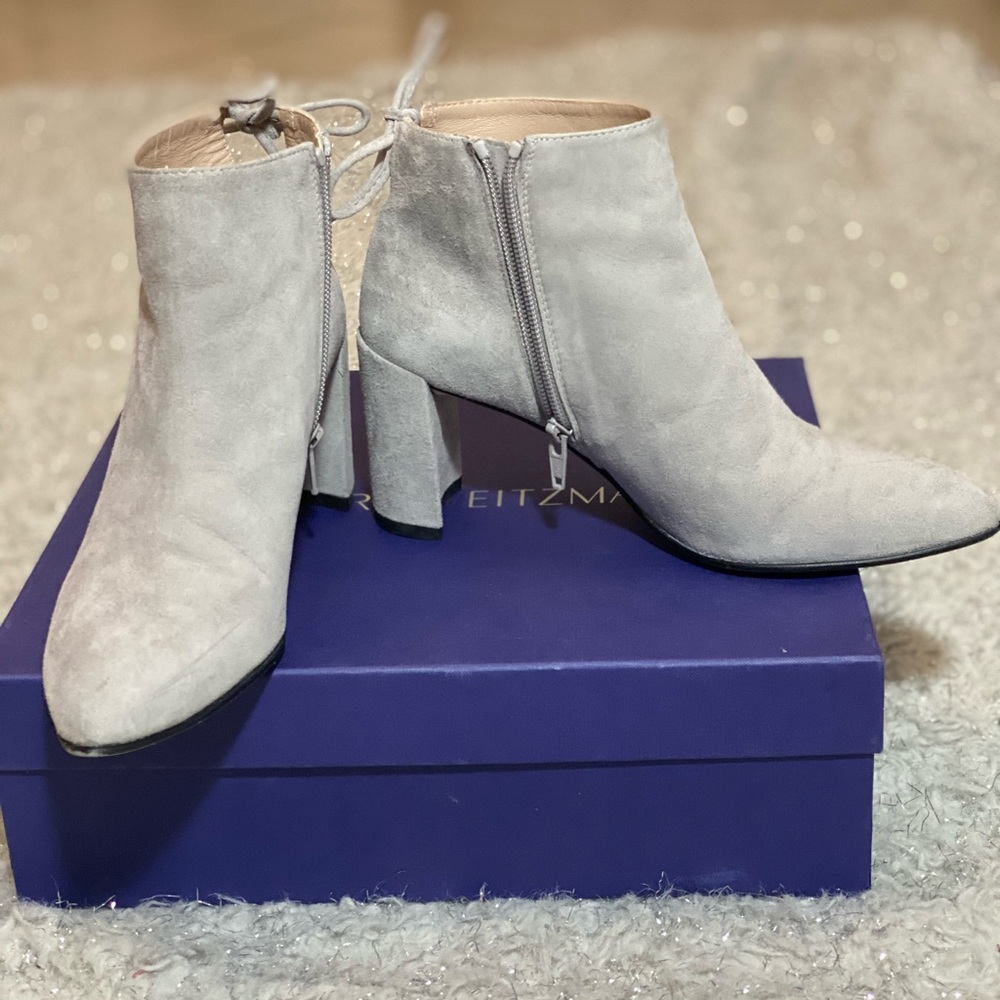 Stuart Weitzman Gardiner Mid Heel Ankle Boots - Picture 5 of 8